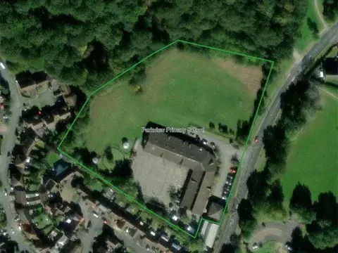 Parkview Primary School's site boundary