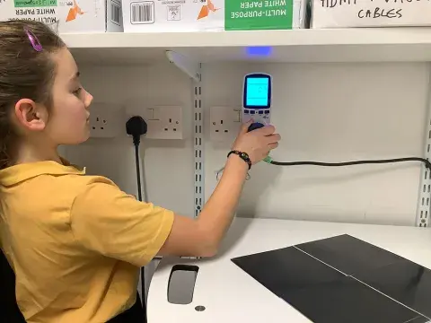 A pupil measures how much energy is being used